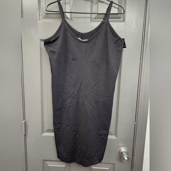 Torrid Seamless 360 Smoothing Slip Dress Size 3 - Picture 2 of 5